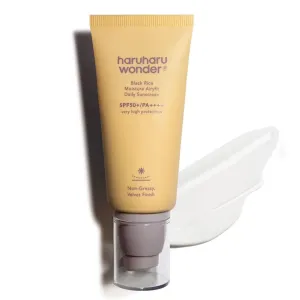 Black Rice Moisture Airyfit Daily Sunscreen SPF 50  PA     