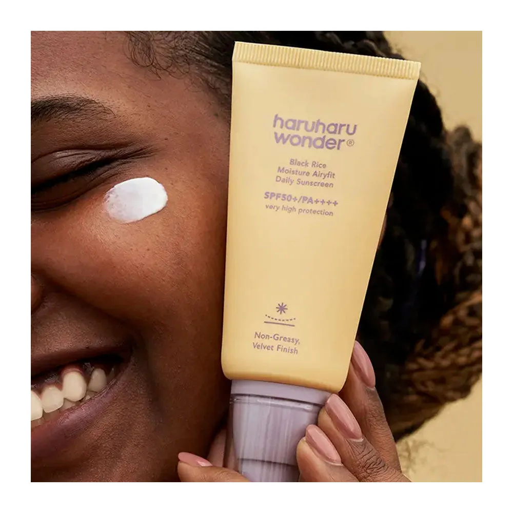 Black Rice Moisture Airyfit Daily Sunscreen SPF 50  PA     