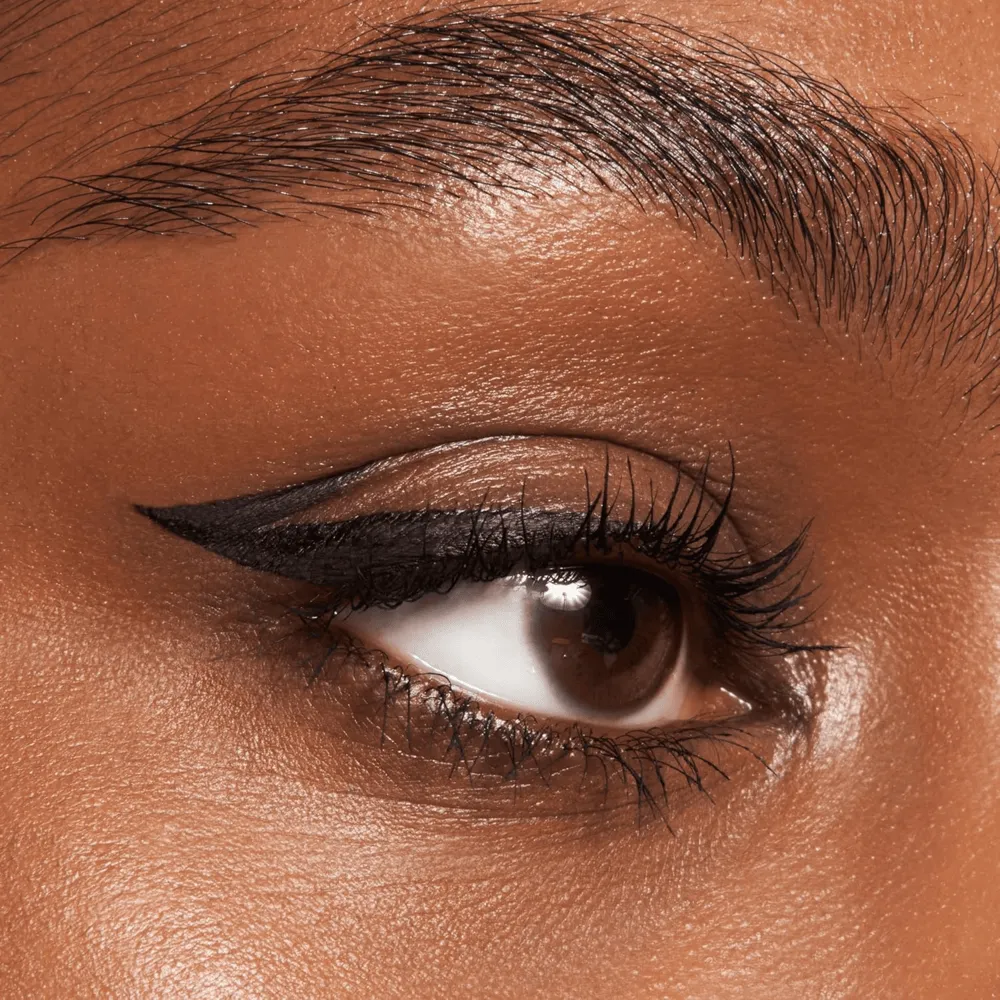Essence Stay & Play Gel Eyeliner Pot