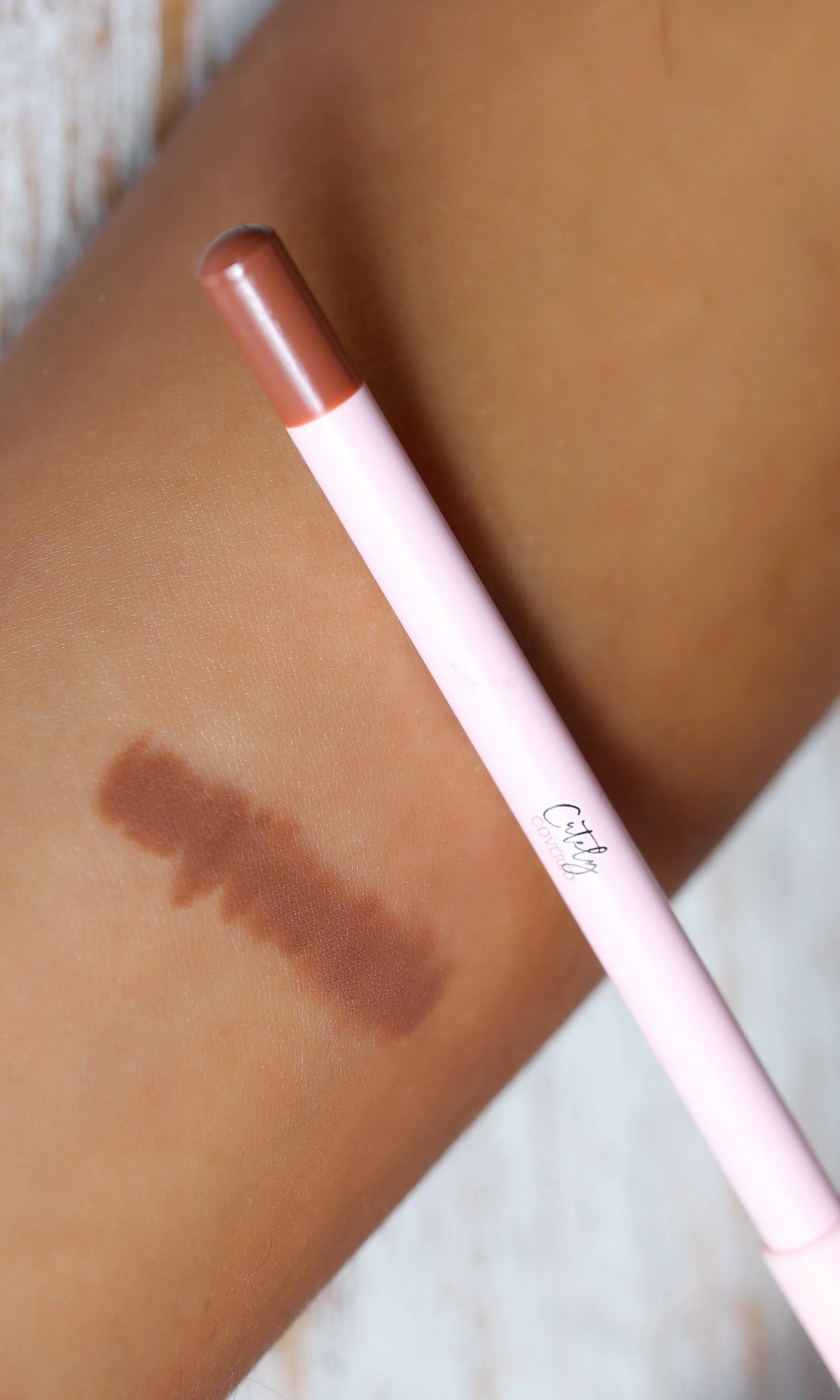 Shape Me Lip Liner 22